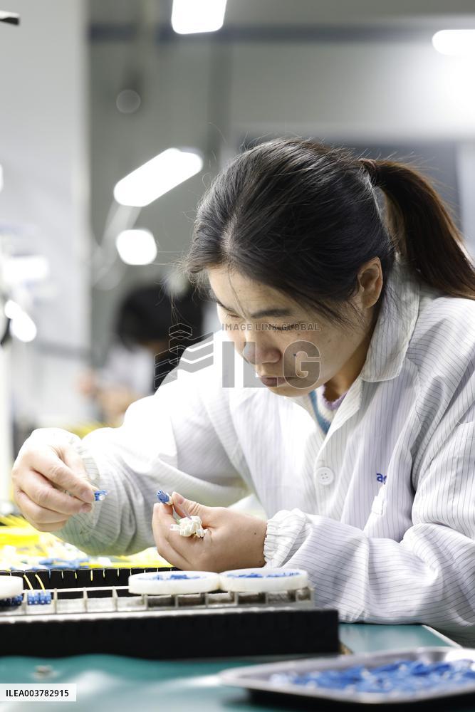 China Photoelectric Cables Manufacturing Industry