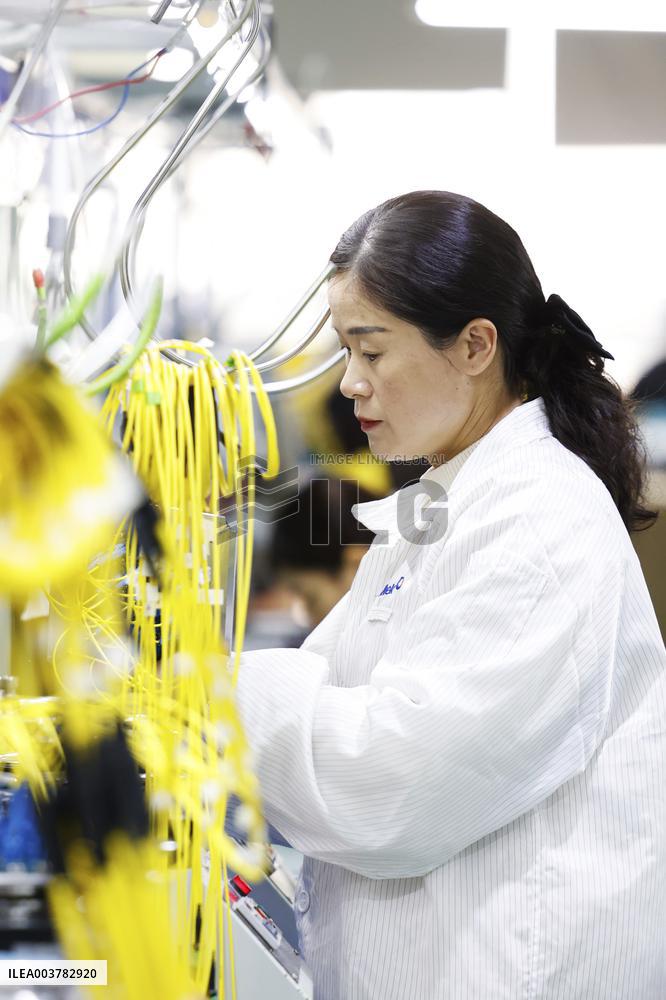 China Photoelectric Cables Manufacturing Industry