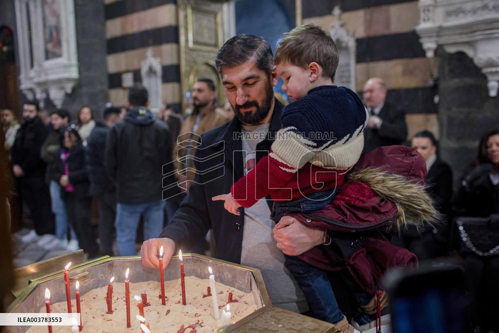 Syrian Christians Celebrate Christmas Eve At Olive Church - Damascus