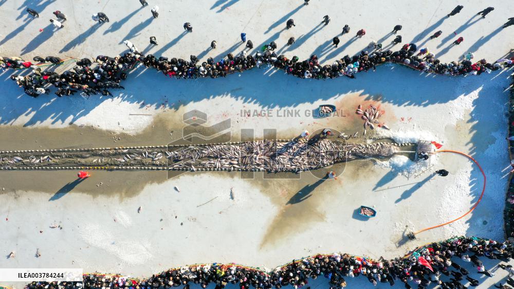 Winter Fishing - China