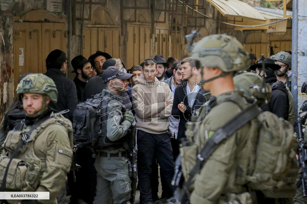Israeli Security Measures in Hebron Old City