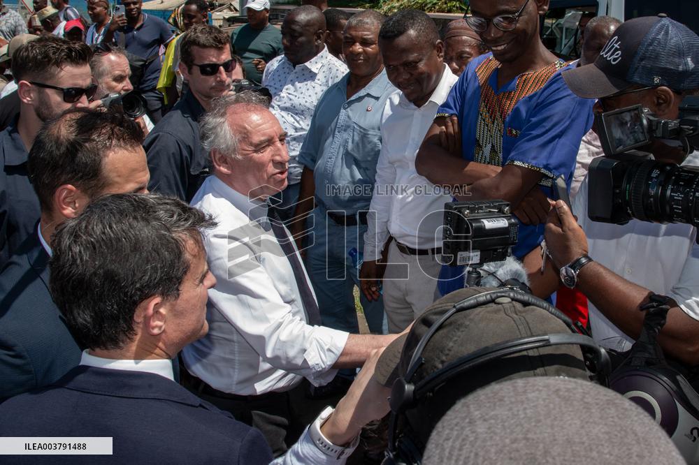 PM Bayrou Pays Tribute To Captain Florian Monnier - Mayotte