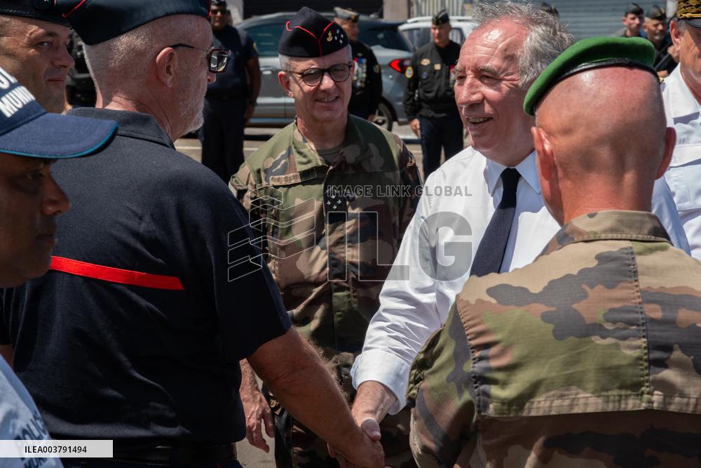 PM Bayrou Pays Tribute To Captain Florian Monnier - Mayotte