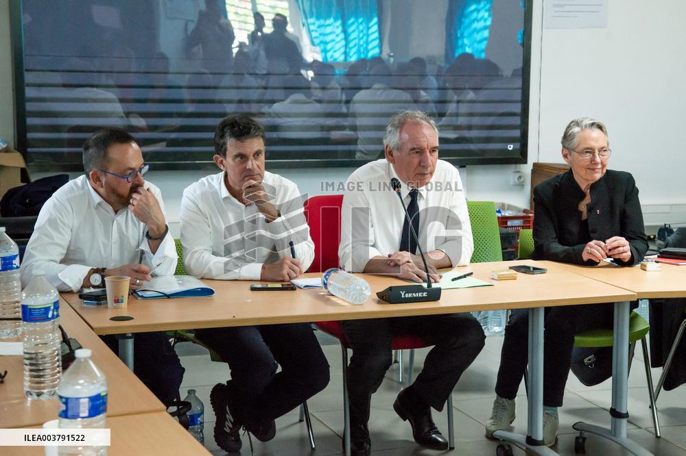 PM Bayrou Meets with Economic and Agricultural Players - Mayotte
