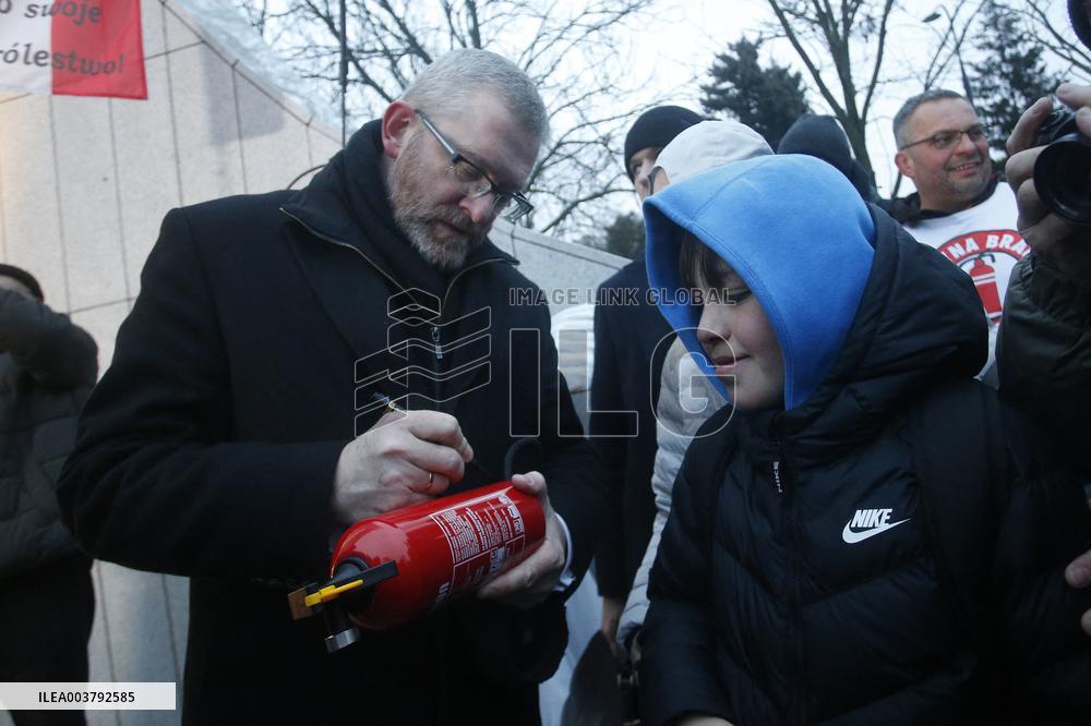 Anti-Hannukah Far-Right Protest - Warsaw