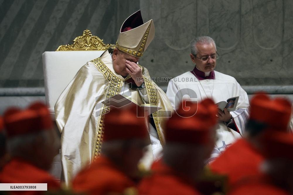 Pope Francis celebrates the mass of First Vespers and Te Deum in Altar of the Confessio, St. Peterâs Basilica
