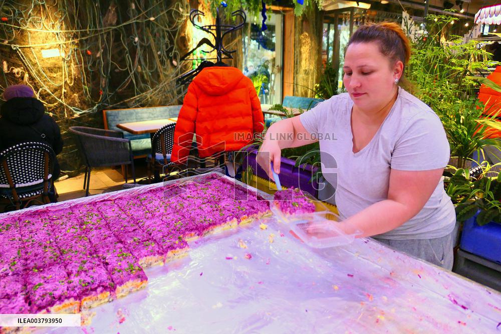 Free meals provided for elderly people in Uzhhorod