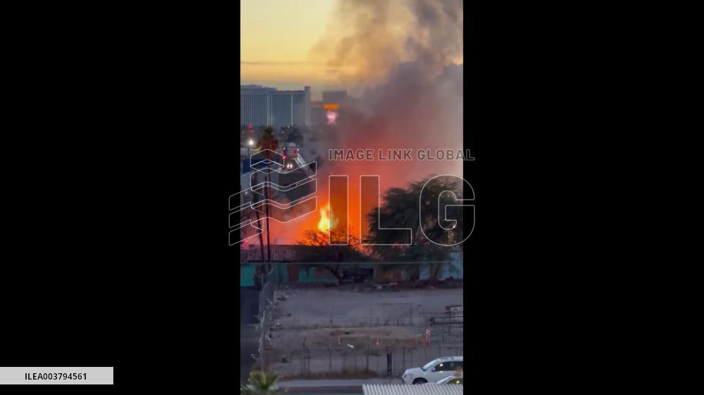 US: Fire Erupts At Vacant Motel In Downtown Las Vegas On New Year’s Eve