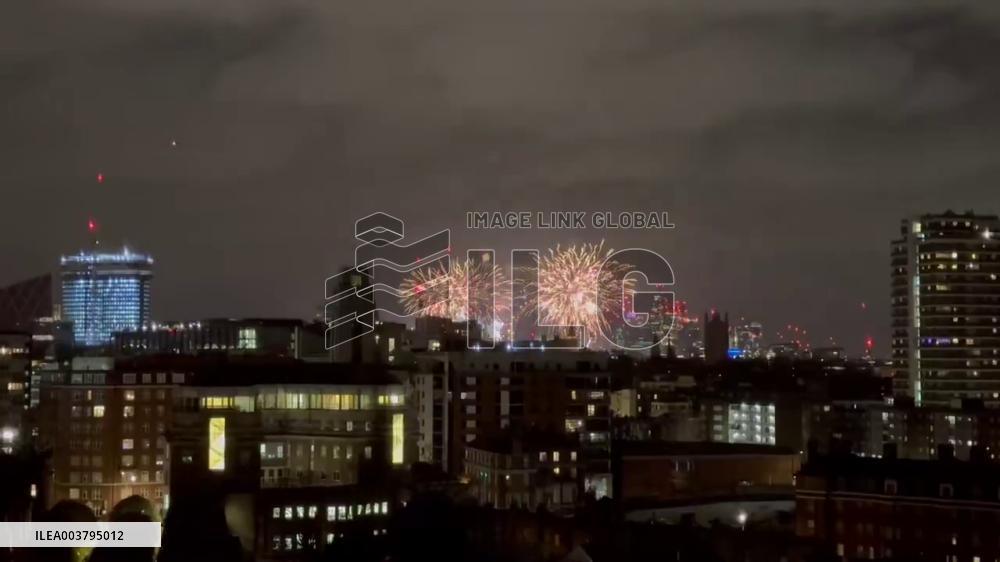 UK: 2025 New Year Fireworks In London 2