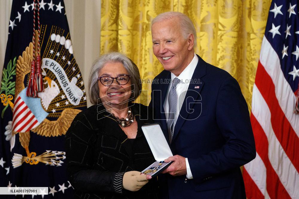 White House pool day coverage