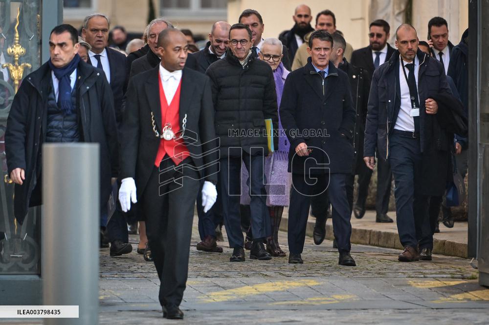 French Ministers exist Interior Ministry after a meeting in Paris FA