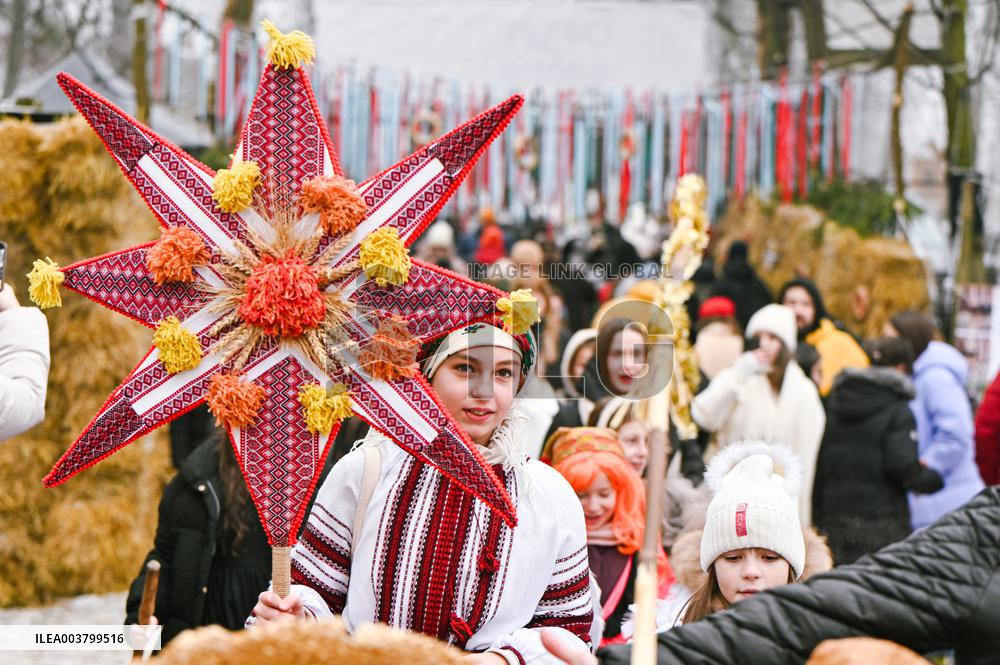 Bazaar of Good in Lviv support³ stray animals