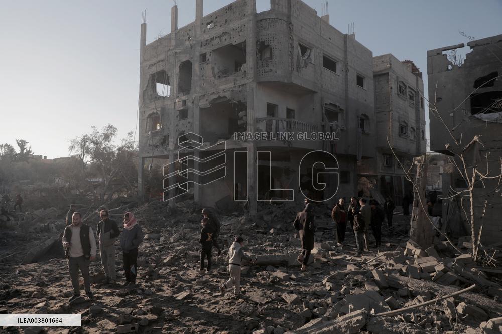 Israeli Airstrikes Kill at Least 43 Across Gaza