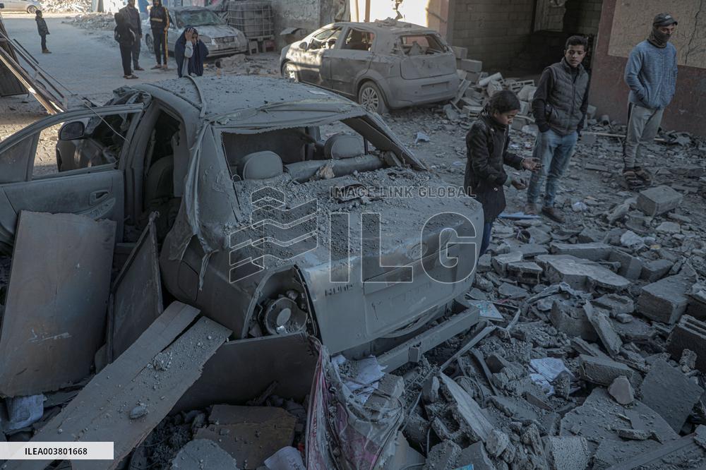 Israeli Airstrikes Kill at Least 43 Across Gaza