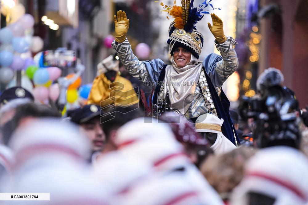 Three Kings Parade - Seville
