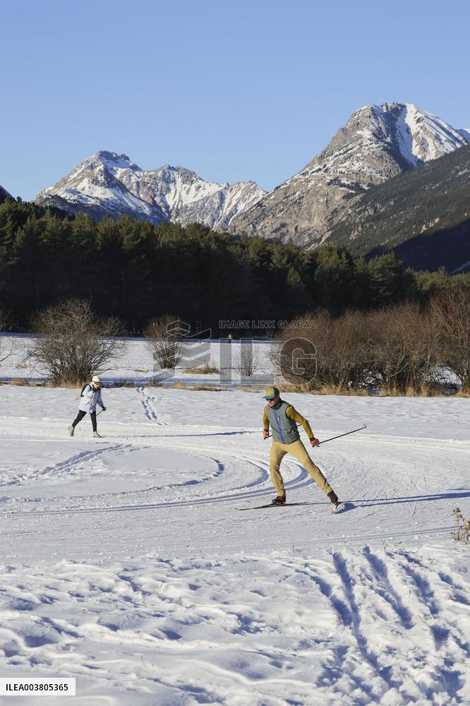Illustration - Cross-Country Ski - Montgenevre