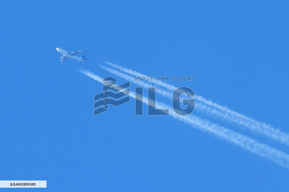 Carbon Emissions From International Aviation Reduced