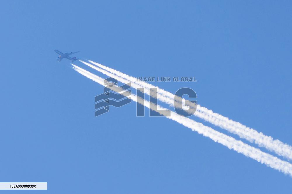 Carbon Emissions From International Aviation Reduced