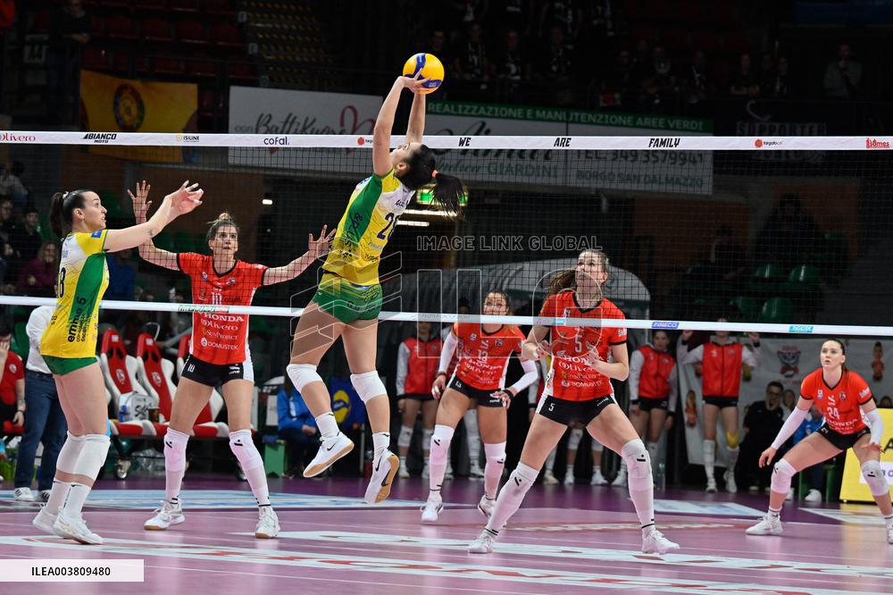 VOLLEY - Serie A1 Femminile - Honda Olivero S.Bernardo Cuneo  vs Wash4Green Pinerolo