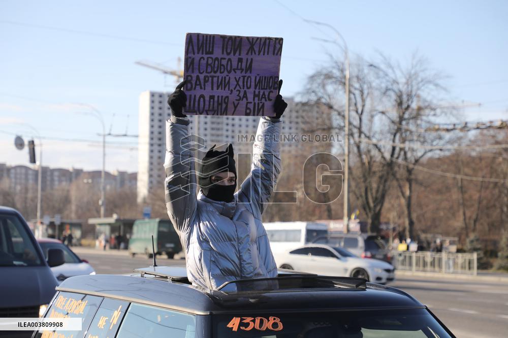 Dont Be Silent! Captivity Kills rally in Kyiv