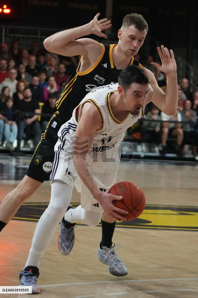 Basketball - French Champ - La Rochelle V Asvel