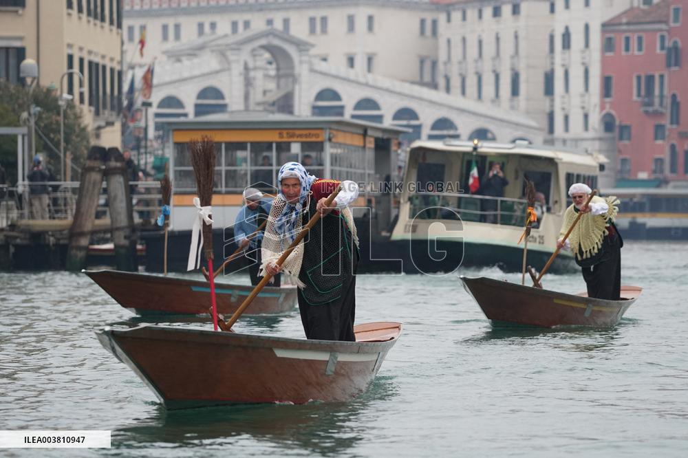 The Traditional Befana Regatta - Venice