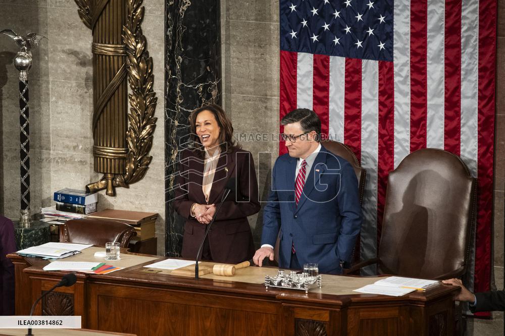 Ongress Counts The 2024 Electoral Votes Certifying Trump's Election As President