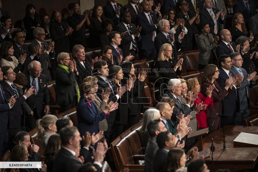 Ongress Counts The 2024 Electoral Votes Certifying Trump's Election As President