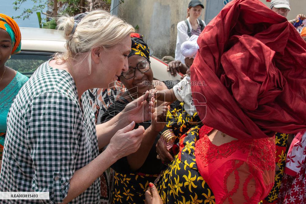 Marine Le Pen Visits The Village Of Sada