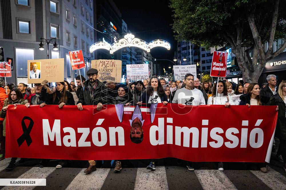 Large Demonstration Against Carlos Mazon - Valencia