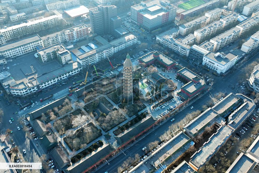 Chengtian Temple Pagoda Spire Damaged in Yinchuan