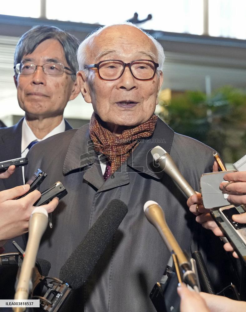 Japan PM Ishiba meets A-bomb survivor group
