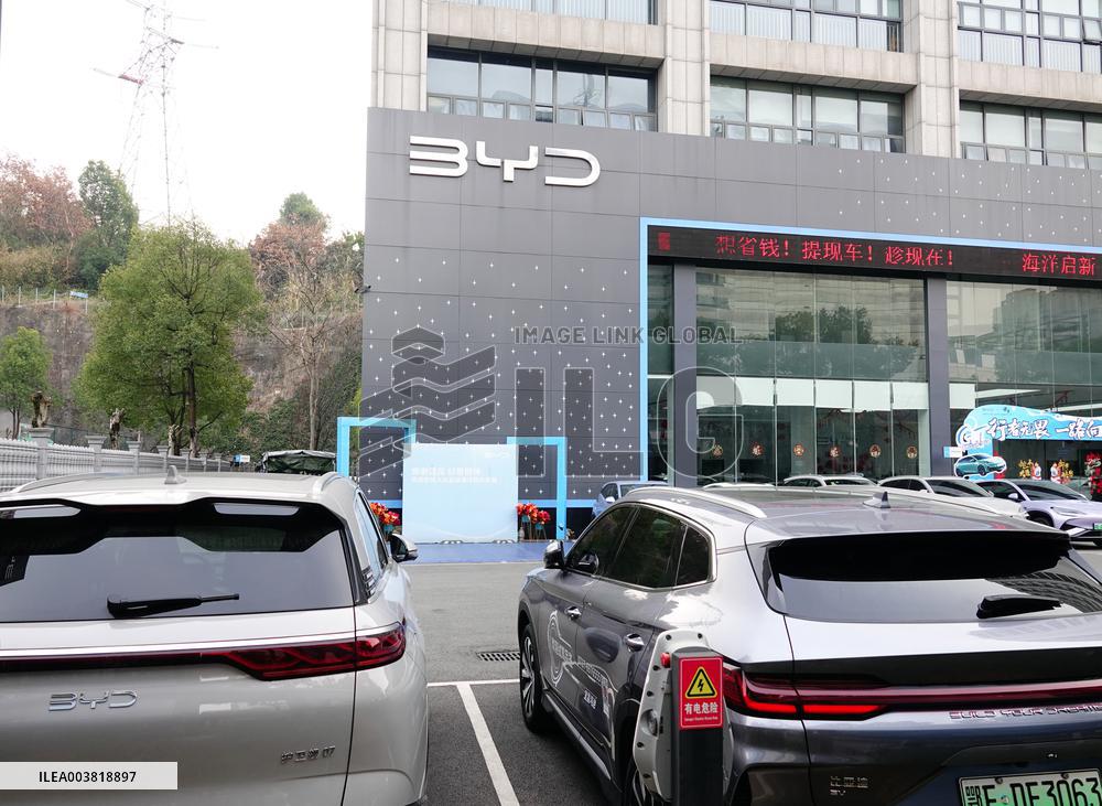 China New Energy Vehicles Retail Sales Reach 11 Million Units in 2024