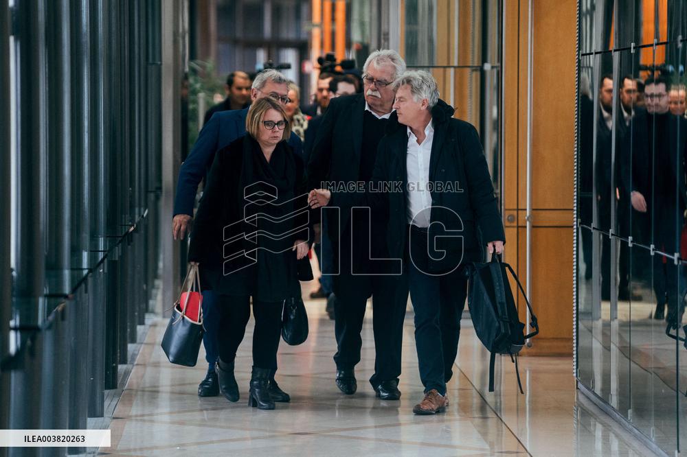 Communist party arrives for a Meeting on the preparation of the 2025 Budget - Paris AJ