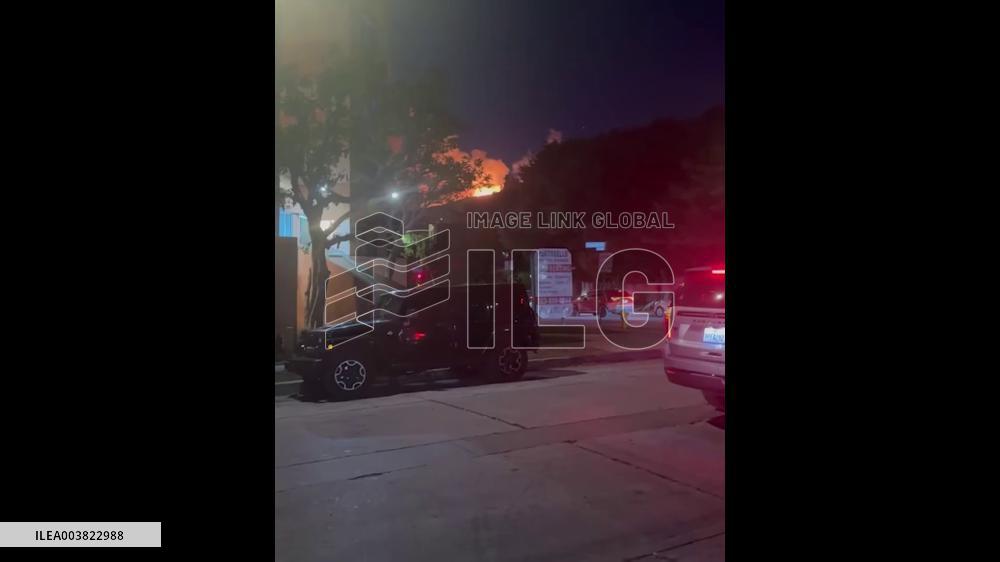 US: Sunset Fire Ignites In Hollywood Hills, Triggering Mandatory Evacuation Orders