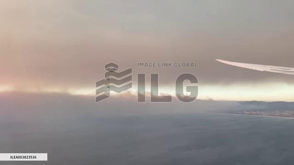US: Palisades Fire Visible From Flights Near LAX 5