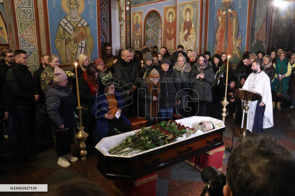 Kyiv pays last respects to marine officer Andrii Kuzmenko