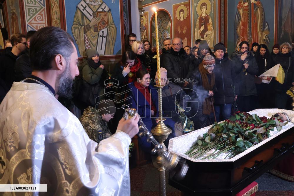 Kyiv pays last respects to marine officer Andrii Kuzmenko