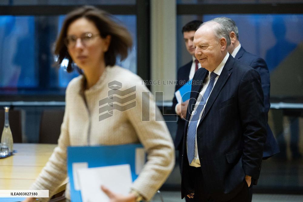 Herve Marseille meets with the Minister of Economy - Paris