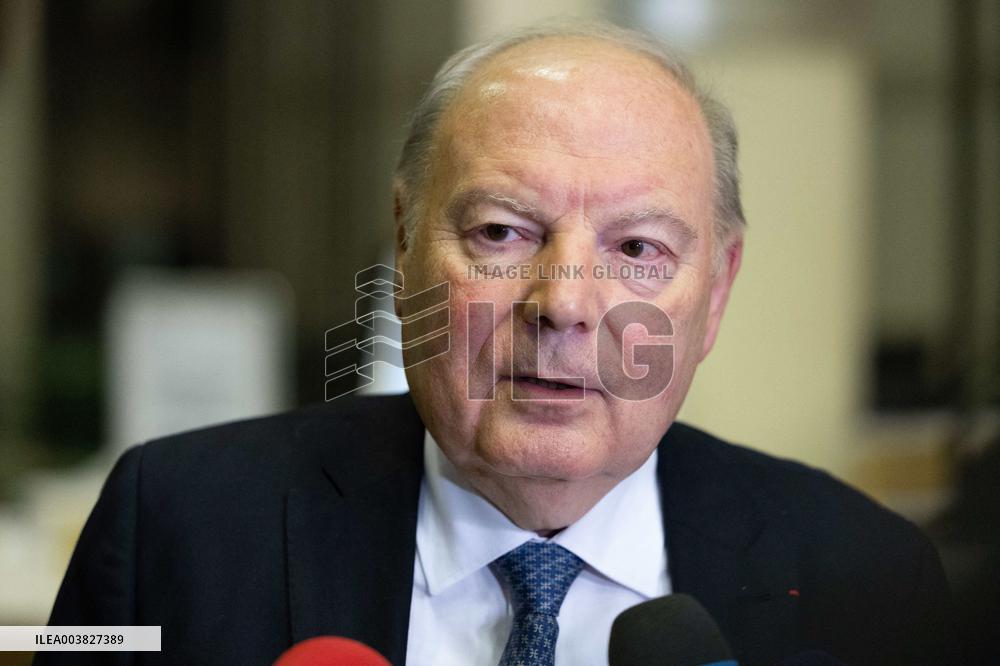 Herve Marseille meets with the Minister of Economy - Paris