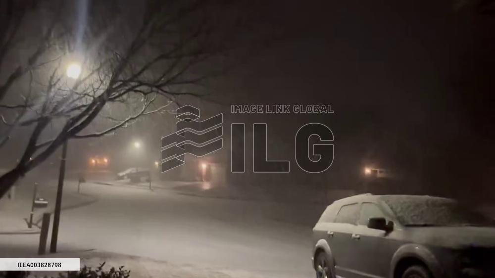 US: Major Winter Storm Sweeps Across South, Prompting States Of Emergency 5