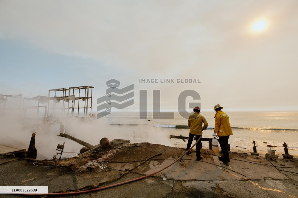 California Wildfires Devastate Malibu
