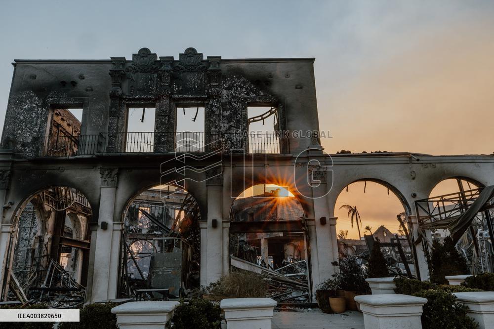 California Wildfires Devastate Malibu