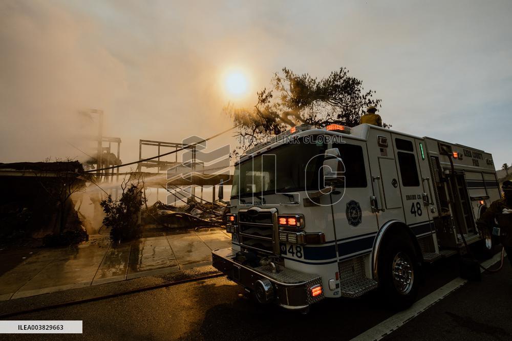 California Wildfires Devastate Malibu