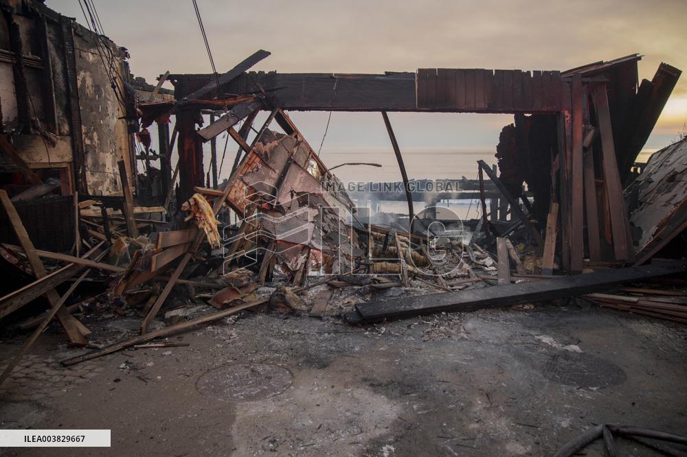 California Wildfires Devastate Malibu