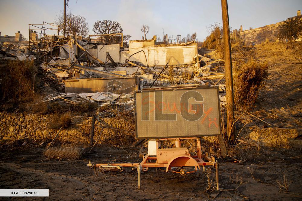 California Wildfires Devastate Malibu