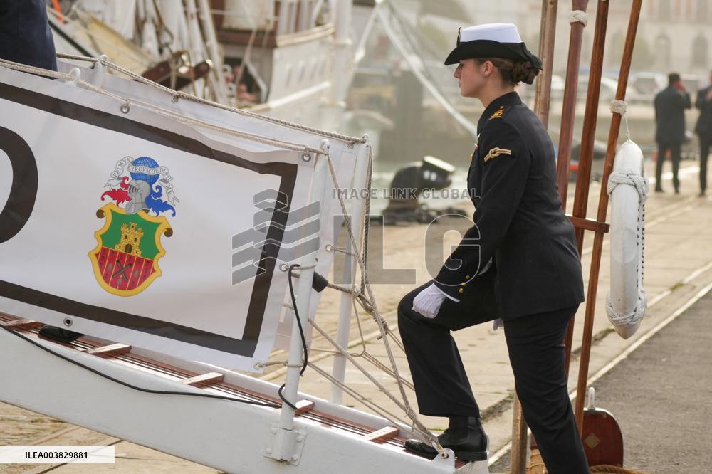 Princess Leonor before departure on the Juan Sebastián Elcano - Cadiz