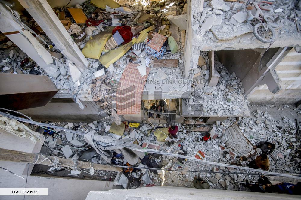 Israeli Attacks On Gaza Continue - Deir Al-Balah