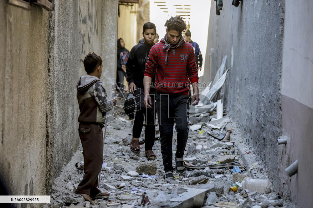 Israeli Attacks On Gaza Continue - Deir Al-Balah