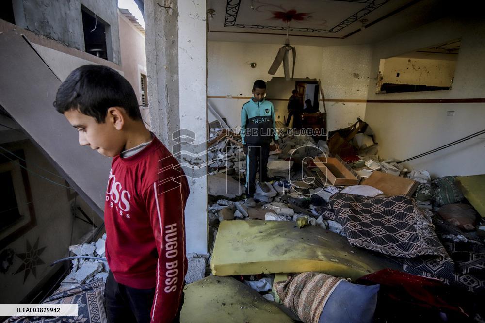 Israeli Attacks On Gaza Continue - Deir Al-Balah